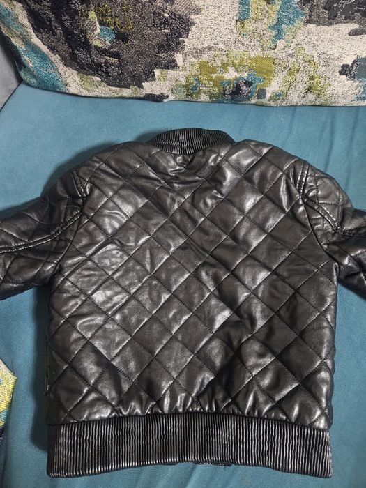 Детско кожено яке размер 3-4 години