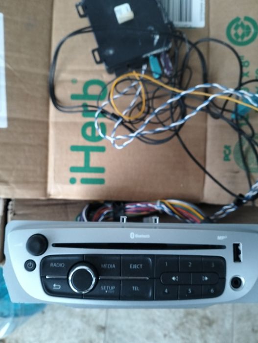 Radio CD cu bluetooth și usb oem Renault