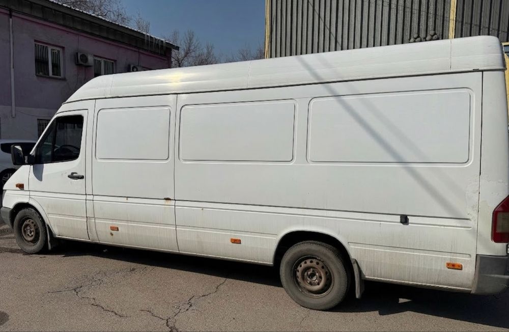 Mercedes-Benz Sprinter