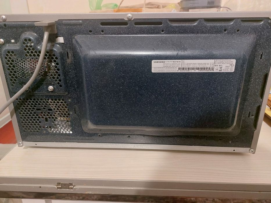 Продам микроволновку Samsung