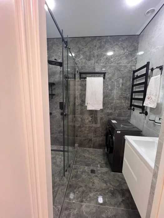 ЦЕНТР Продается Шикарная кв  Дружбы Народов рядом Ташкент сити !!