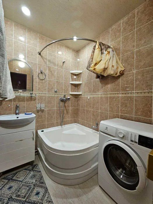 Своя 3-х комнатная квартира Крестик, Дока Хлеб ,Тузель