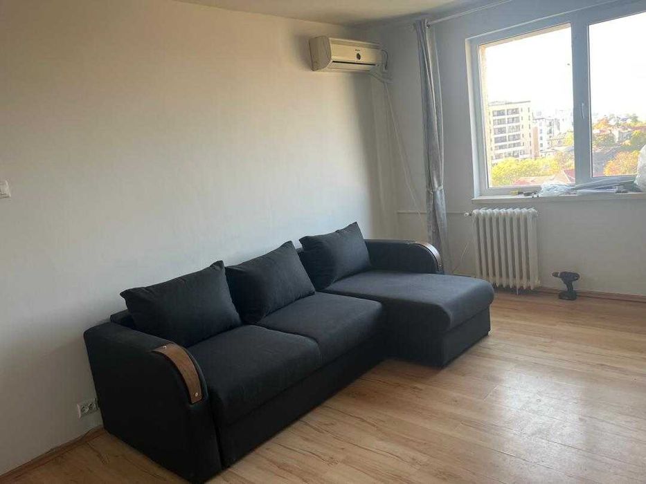 Închiriez apartament 3 camere zona moșilor - View 2