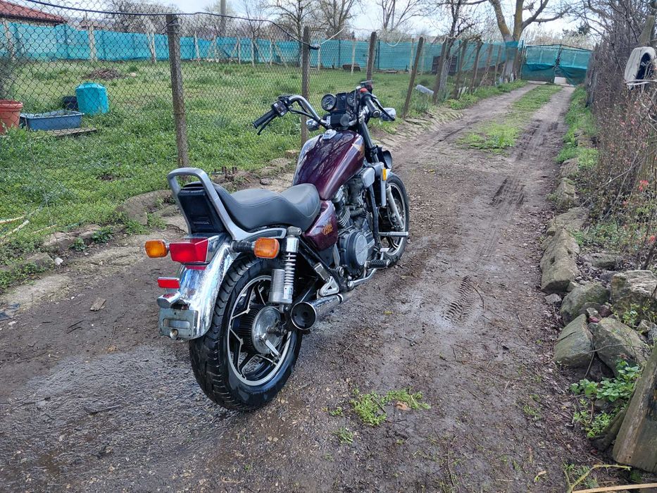 Продавам хонда magna 750