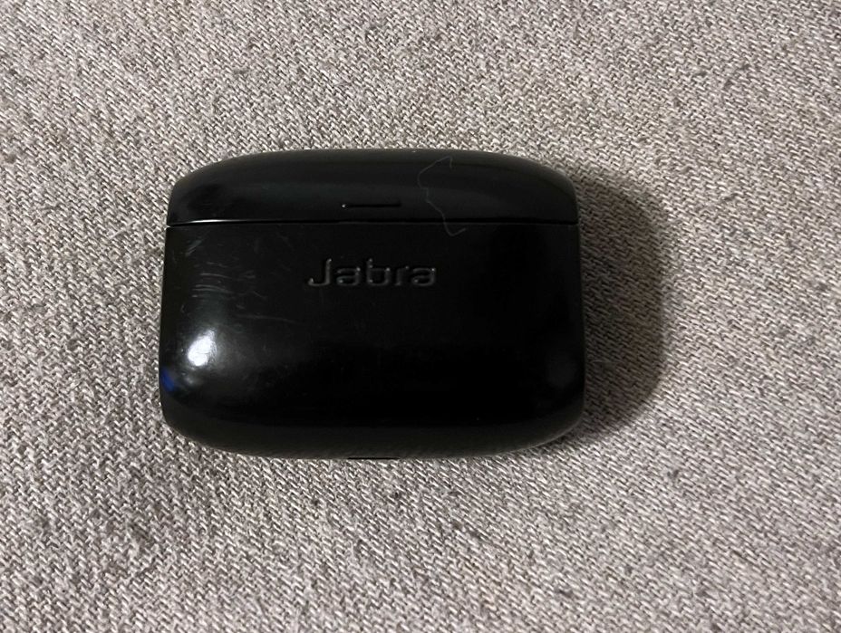 Casti wireless Jabra Elite 65t Bluetooth cu carcasa incarcare