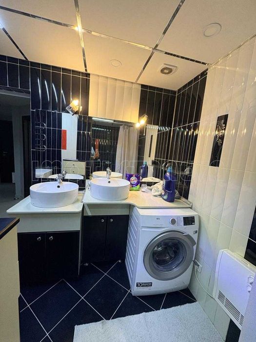 Ремонтиран четиристаен тухлен апартамент в ж.к. „Крум Бъчваров"