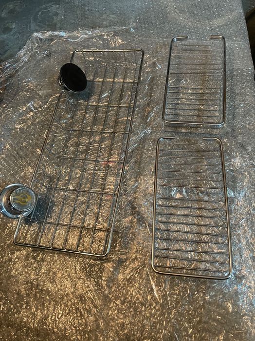 Сетчатая никелированная полочка на присосках. Мыльницы.