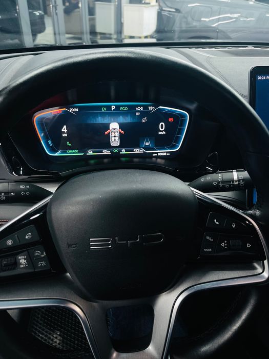 BYD Song Plus Champion gibrid 150 km full pozitsya avtomobil sotiladi