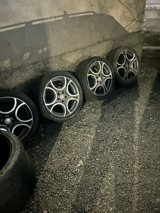 Продам зимние шины в комплекте с дисками