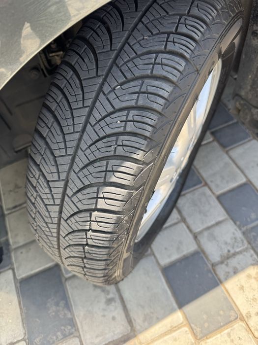 Spark 2017 mokriy asfalt avtomat A/T 1.25