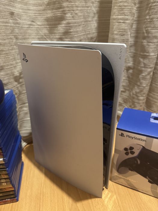 PlayStation 5 + 3 контролера (DualSense Edge) + 19 игри | ТОП КОМПЛЕКТ