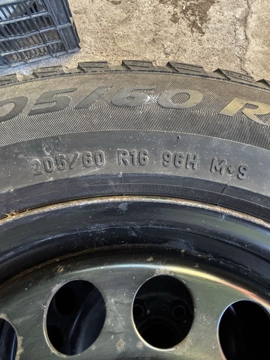 Гуми с Джанти  оригинални