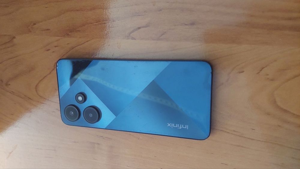 Infinix HOT 30i ideal arzon