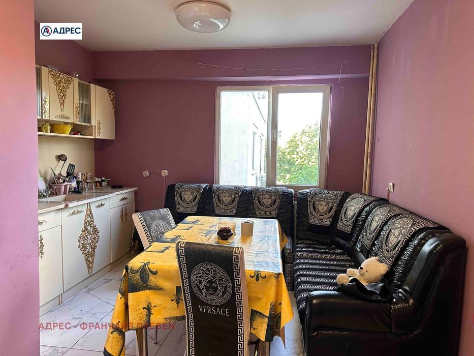 2-стаен в Плевен-Сторгозия площ 74 цена 85000