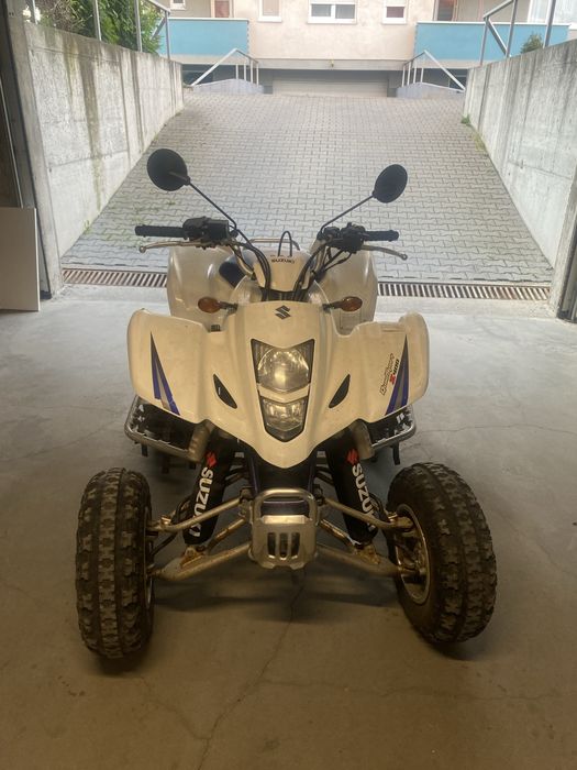 Suzuki LTZ- 400