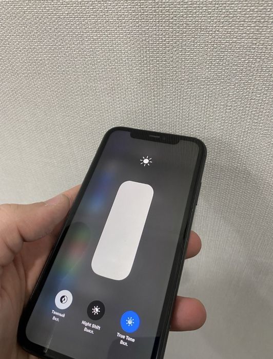 Срочно продам айфон 11 128г