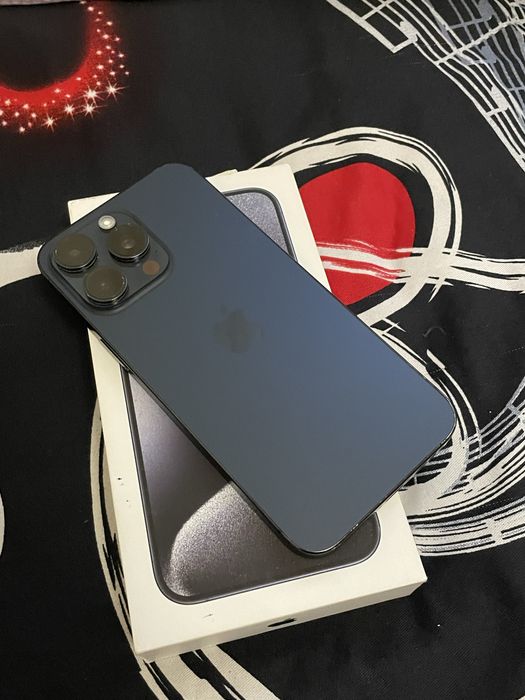 Айфон 15 про макс 256гб!