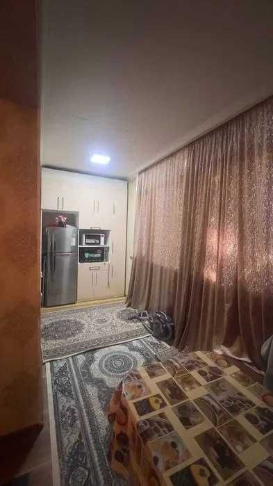 Каракамиш 1,4 да  2/2/4 58м2  сотилади Кулай жойлашув