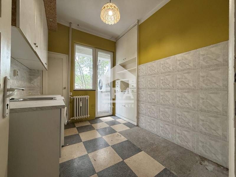 Продава се Четиристаен апартамент в София, Център - 128 кв.м за 5313 €/кв.м - Снимка #9