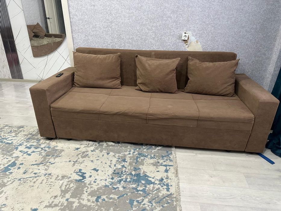 Продам 2 дивана срочно