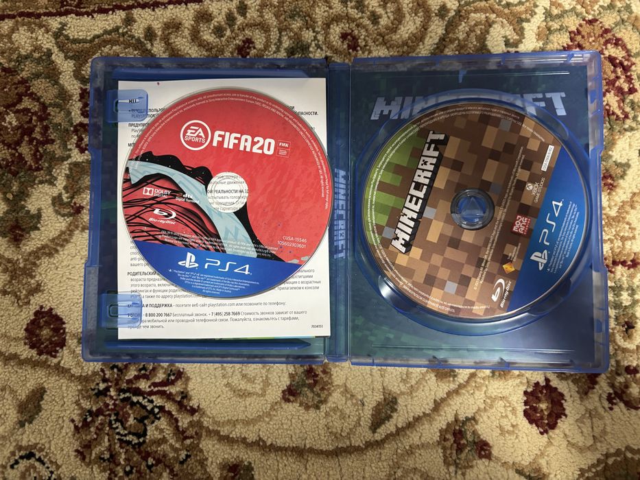 Игры и джойстик на PS4