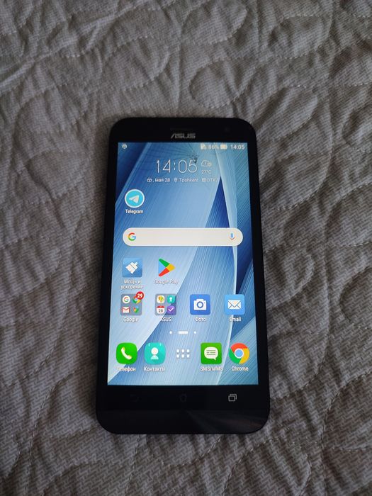 Asus zenfone 2 laser ze 500 kl и две кнопочные телефоны.