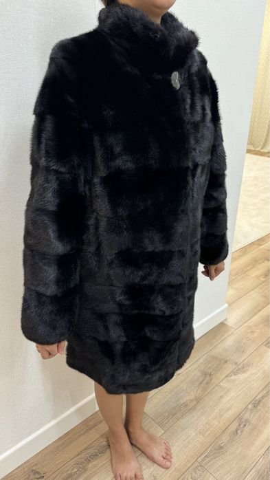 Норковая шуба б/у в идеальном состоянии
