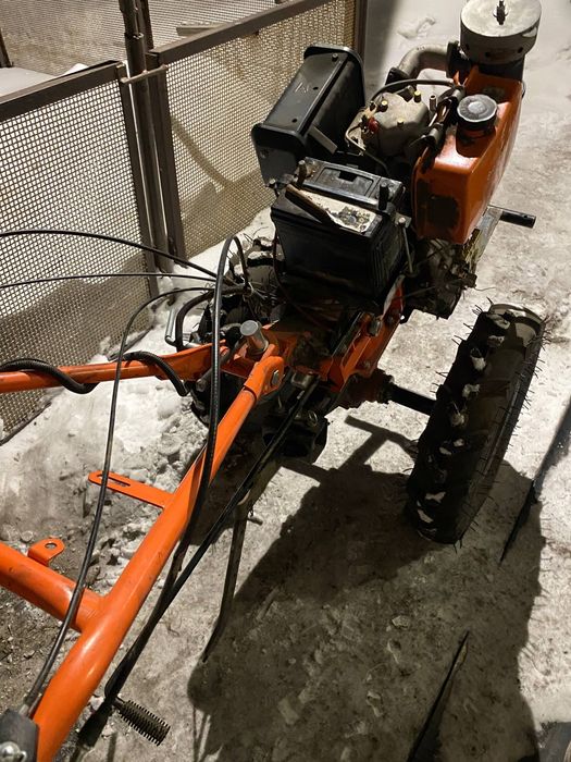 Мотоблок + 2 номера с клиентурой