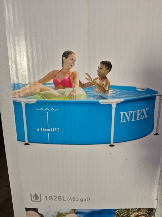 Срочно продам бассейн