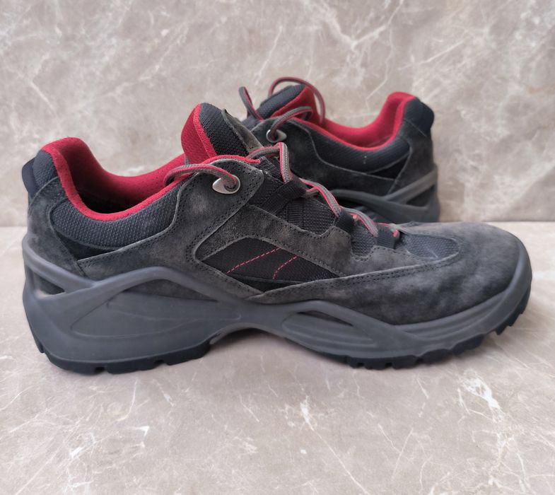 Мъжки обувки Lowa  номер 45,5