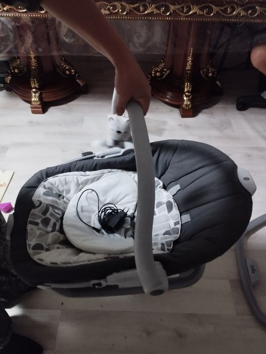 Шезлонг продается