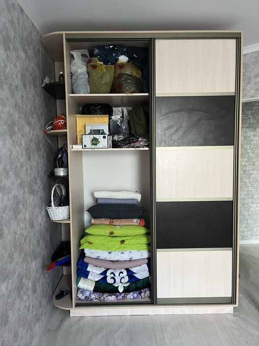 Продам шкаф купе