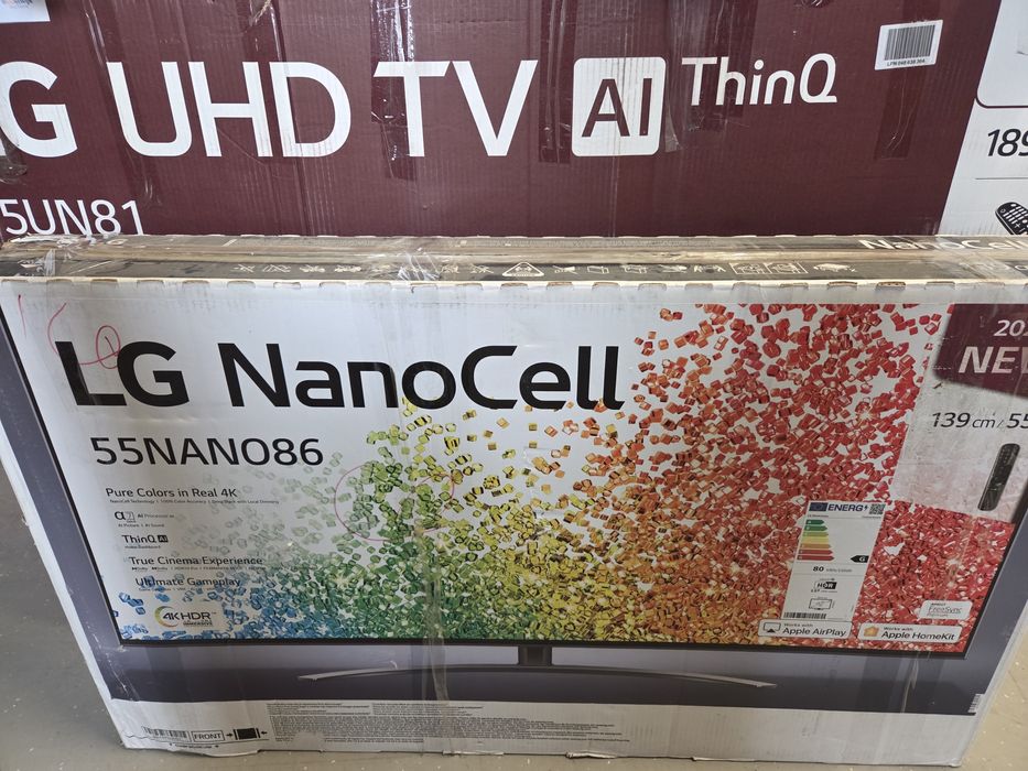 Vand televizoare noi cu defect