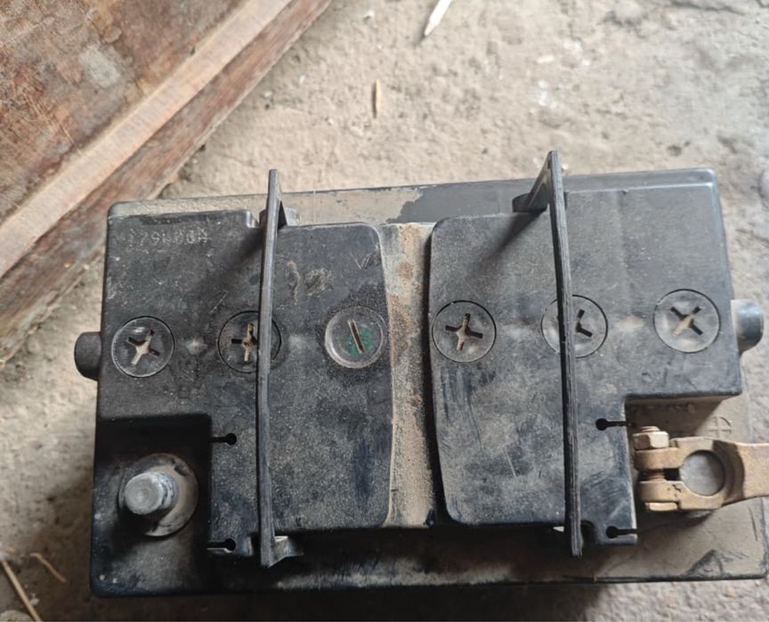 Продам аккумулятор