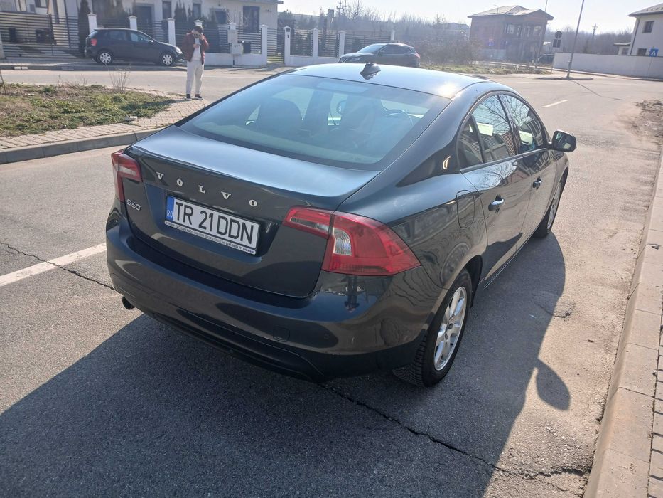 Vand Volvo S60 sedan