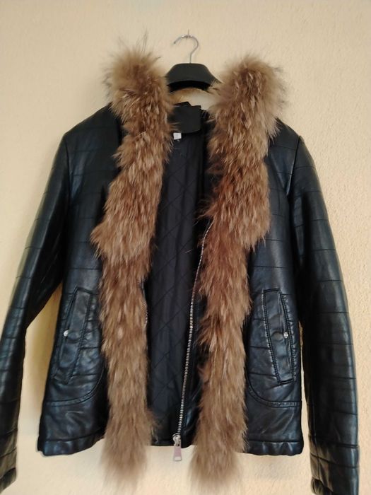 Дамско кожено яке с естествен пух лисица