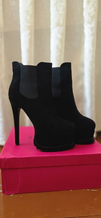 Продам Женские туфли