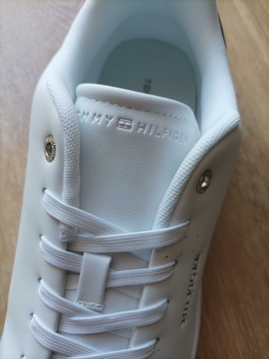 Tommy Hilfiger N44 маратонки