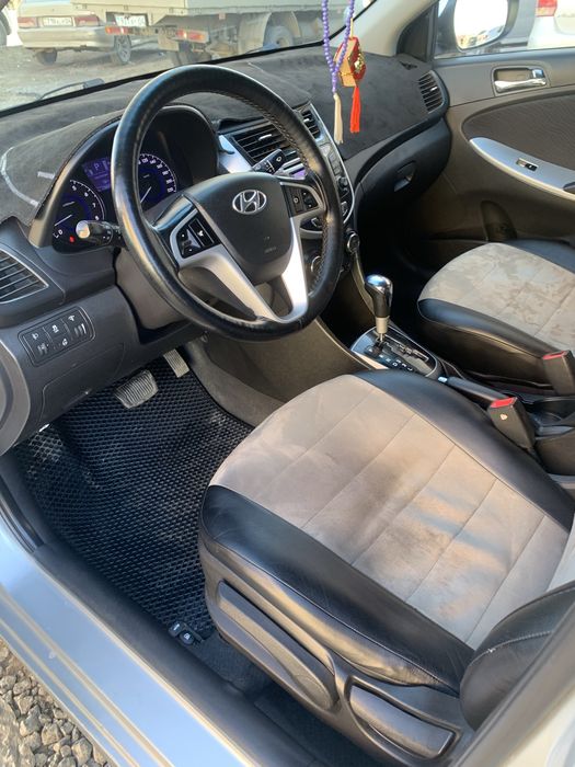 Автомобиль Хундай Акцент