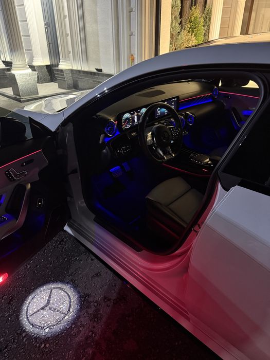 Mercedes-Benz AMG CLA 350