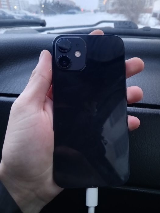 Срочно продам iphone 12 mini 64gb