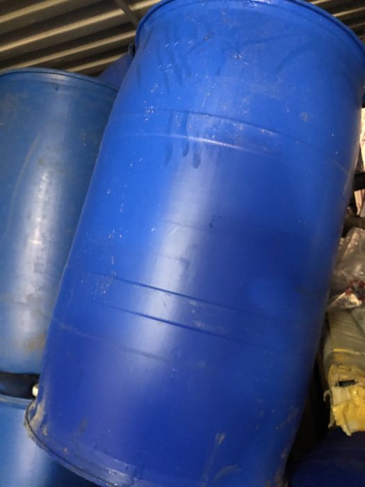 Продам пластиковые бочки 210л