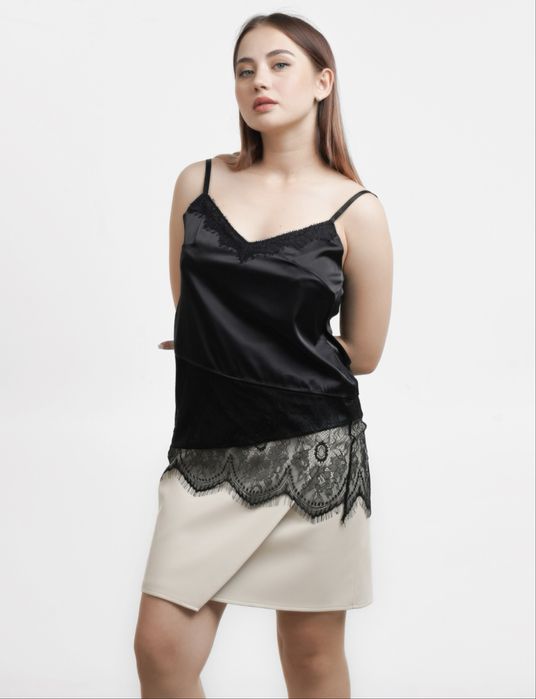 Шелкоые блузы топы