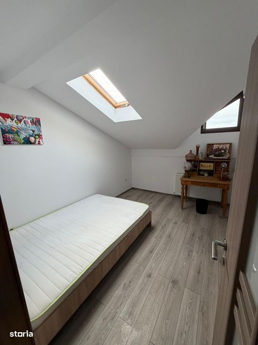 De închiriat – Apartament 3 camere