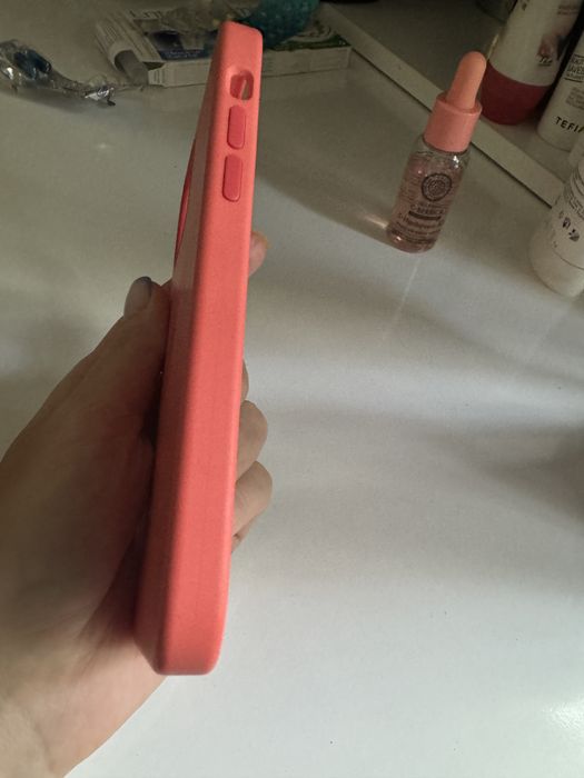 Чехол на айфон 12