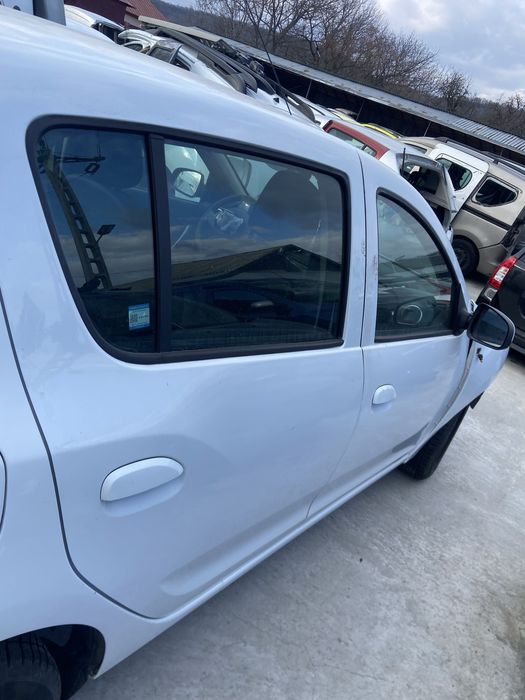 Usi laterale dreapta Dacia Sandero 2012+