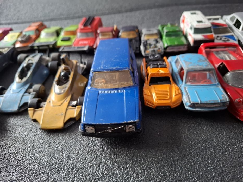 Лот метални колички - Matchbox,Hotwheels ,CCCR