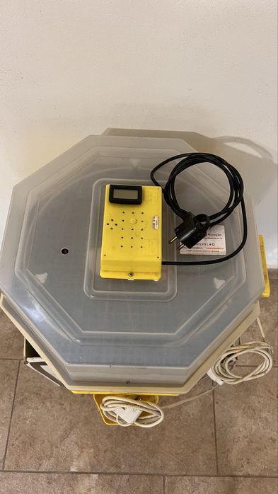 Incubator cleo 5 dth, intoarcere automata