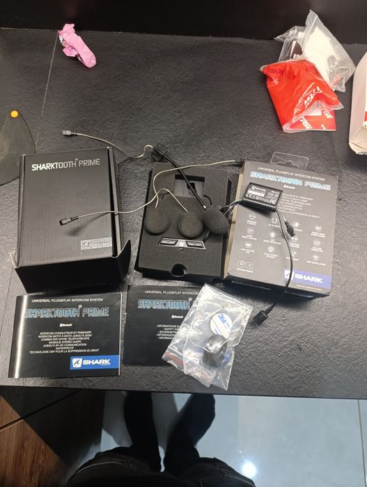 Хендсфри Sharktooth Prime EVO за мото каска