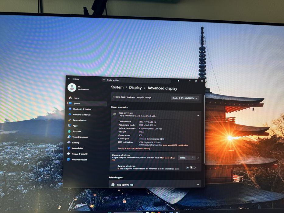 Alienware AW2723DF 1440p 280 hz + подарък видео карта Rx 570